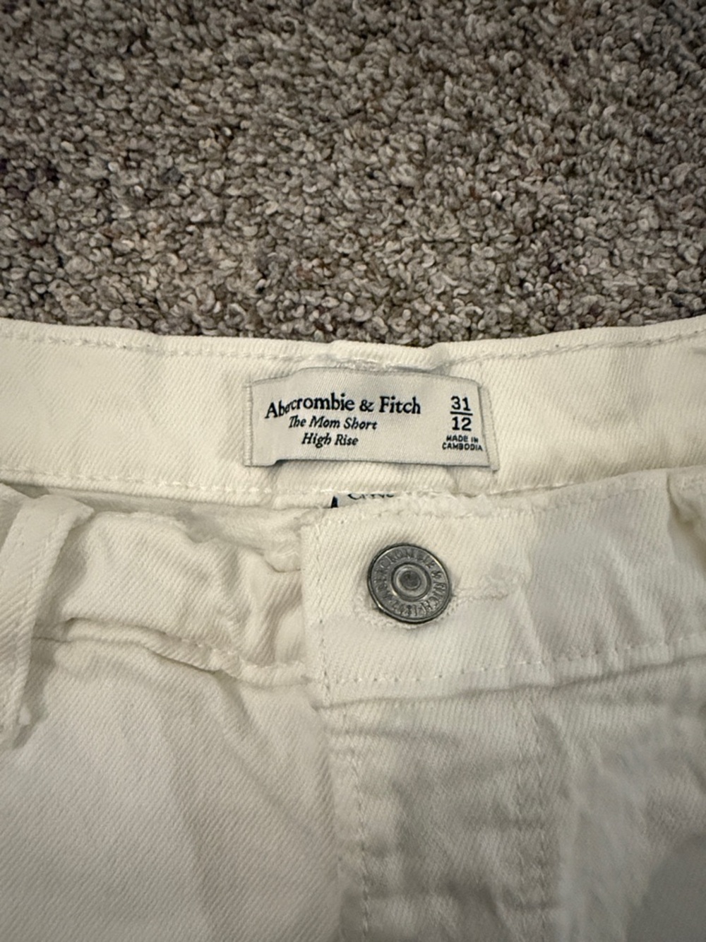 Abercrombie & Fitch The Mom Short High Rise Curve White Denim Cutoff Shorts 31 - Picture 2 of 6